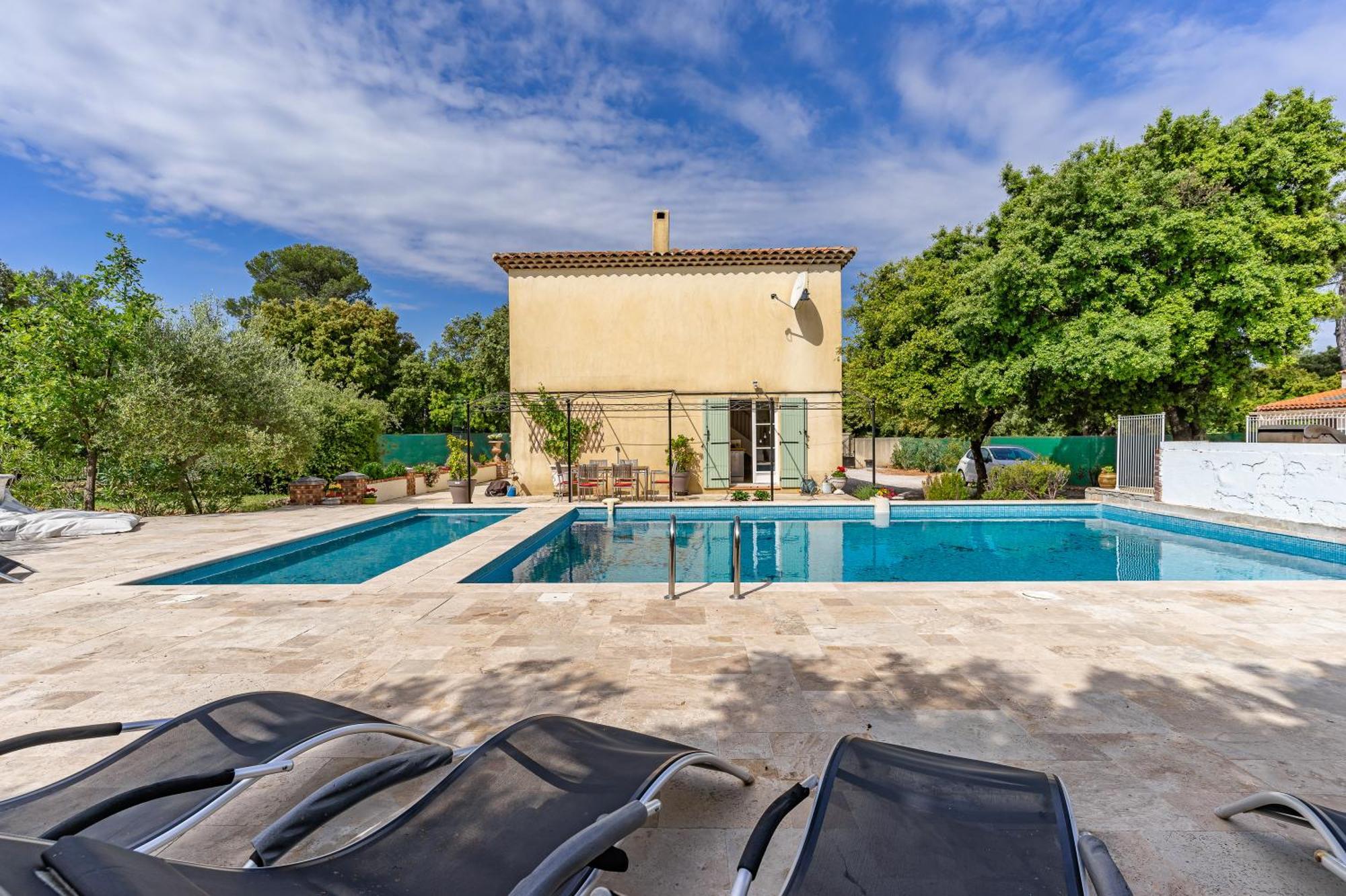 Le Manoir De Flassans Exterior foto